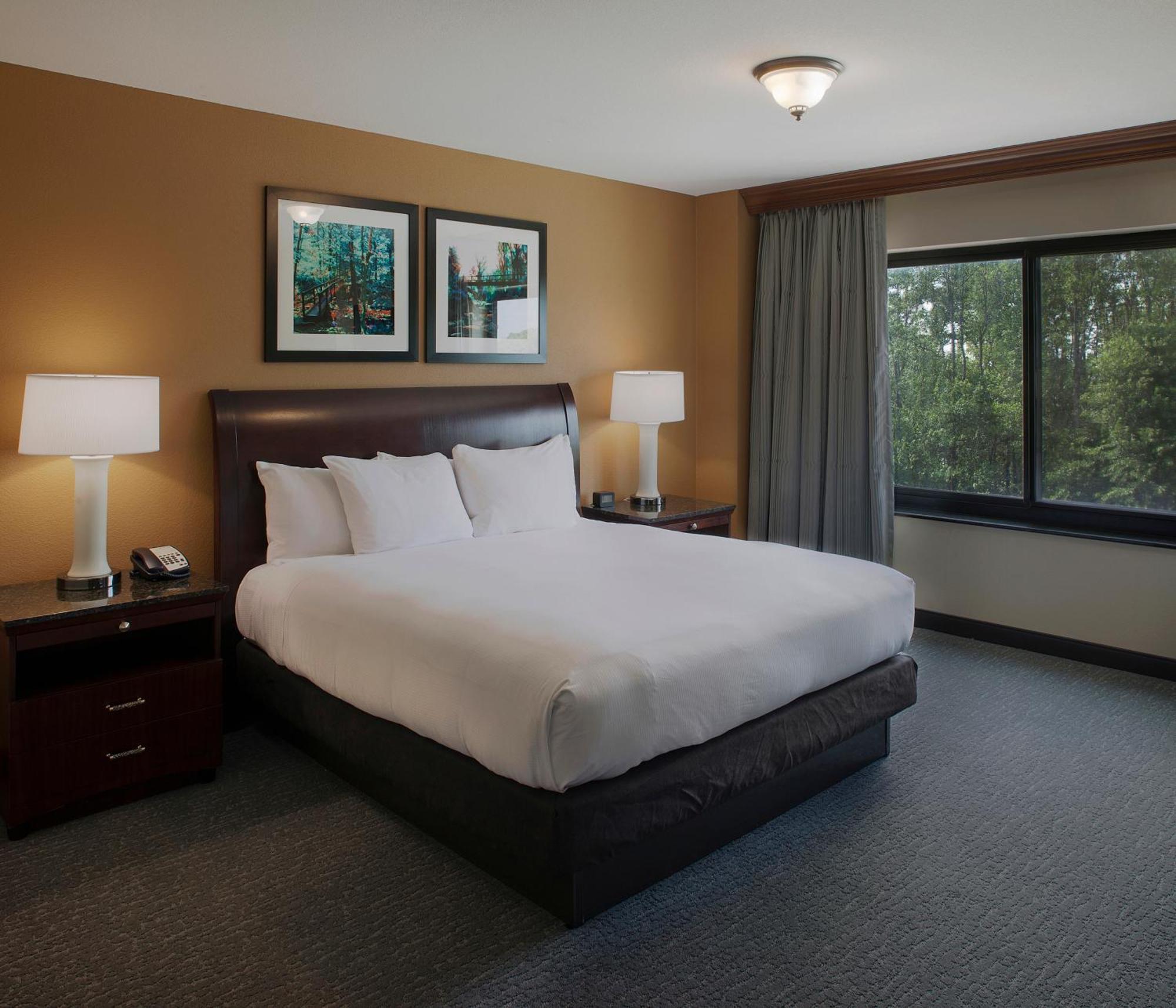 Doubletree Suites By Hilton Bentonville Bagian luar foto