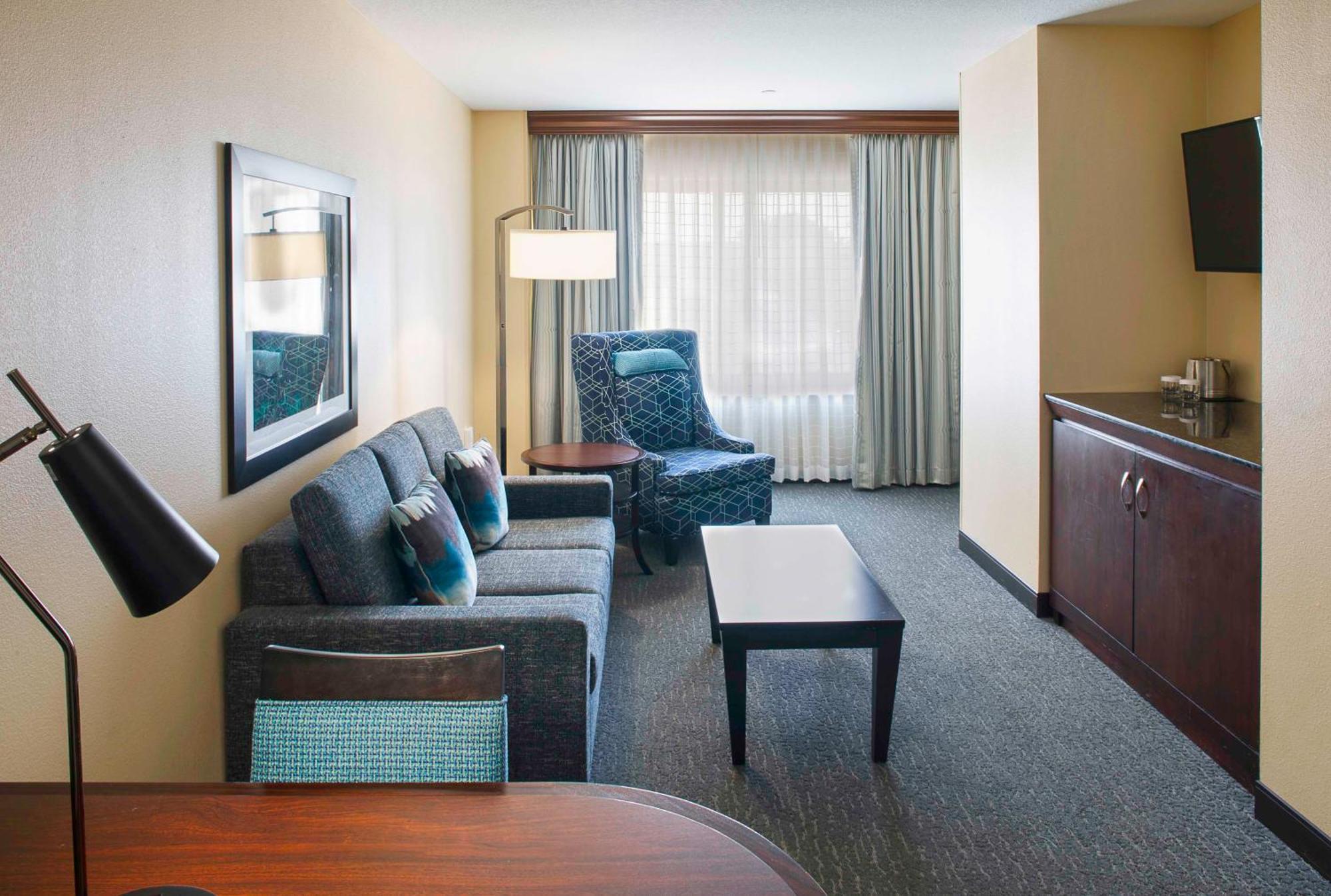 Doubletree Suites By Hilton Bentonville Bagian luar foto