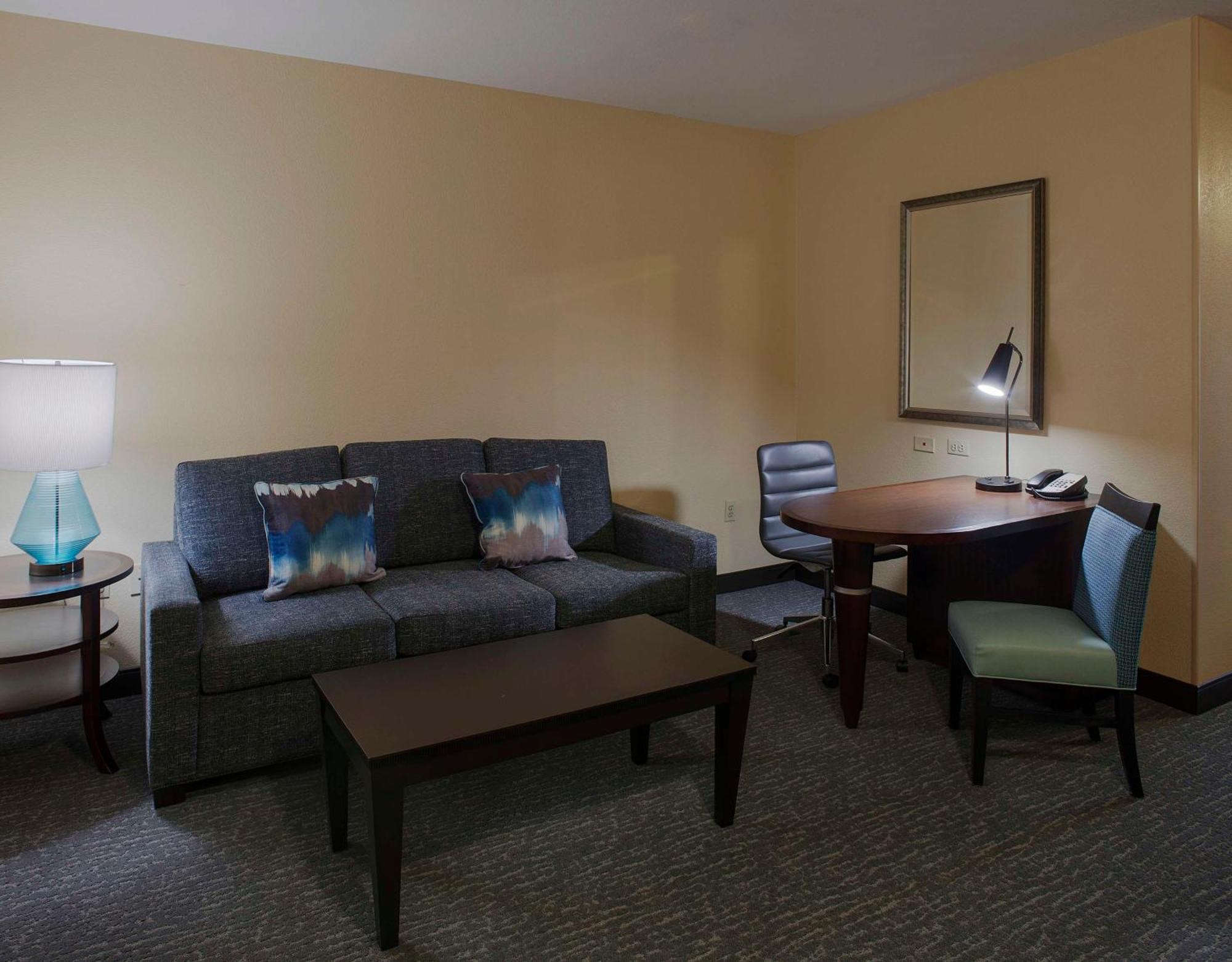 Doubletree Suites By Hilton Bentonville Bagian luar foto
