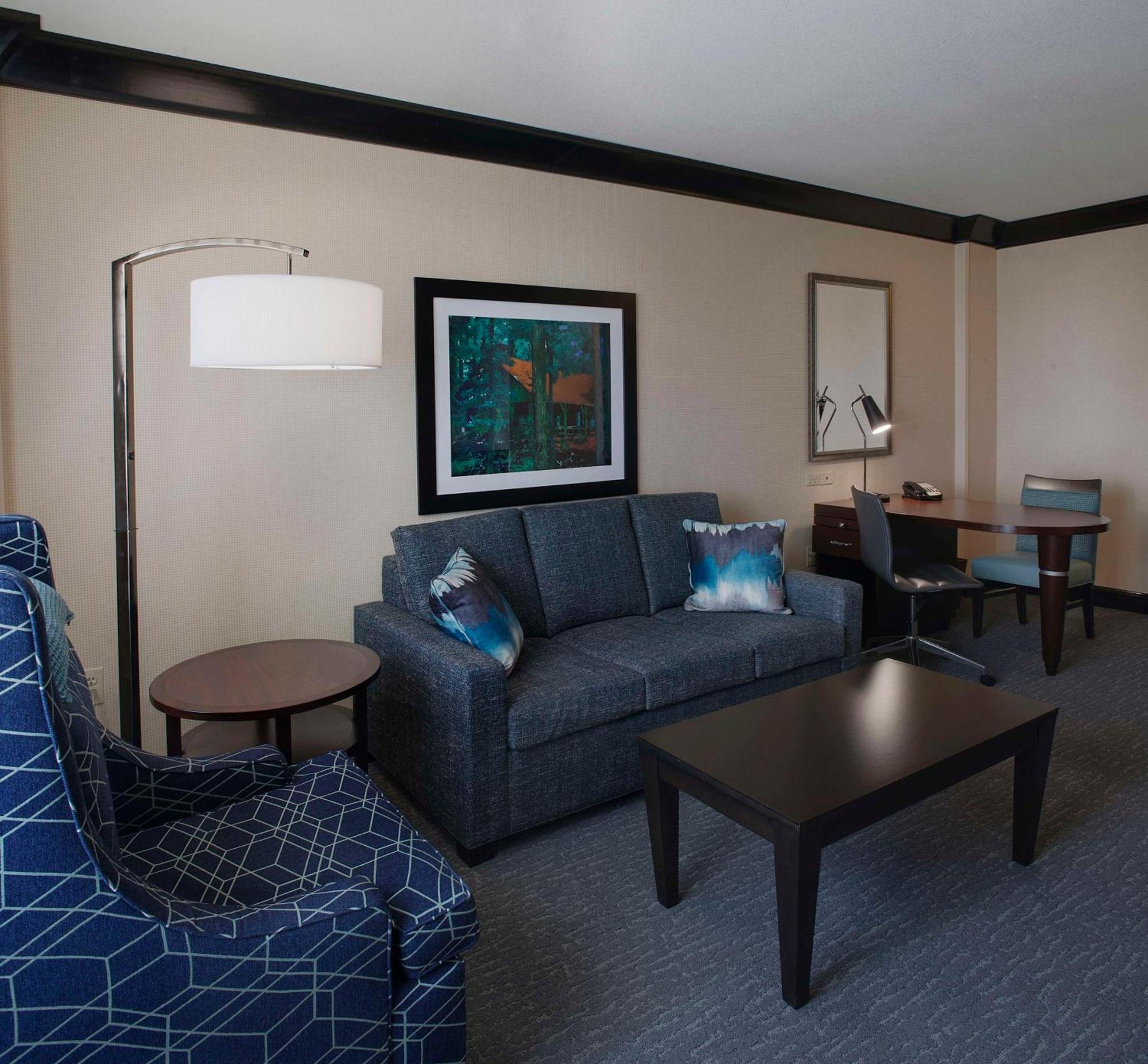 Doubletree Suites By Hilton Bentonville Bagian luar foto